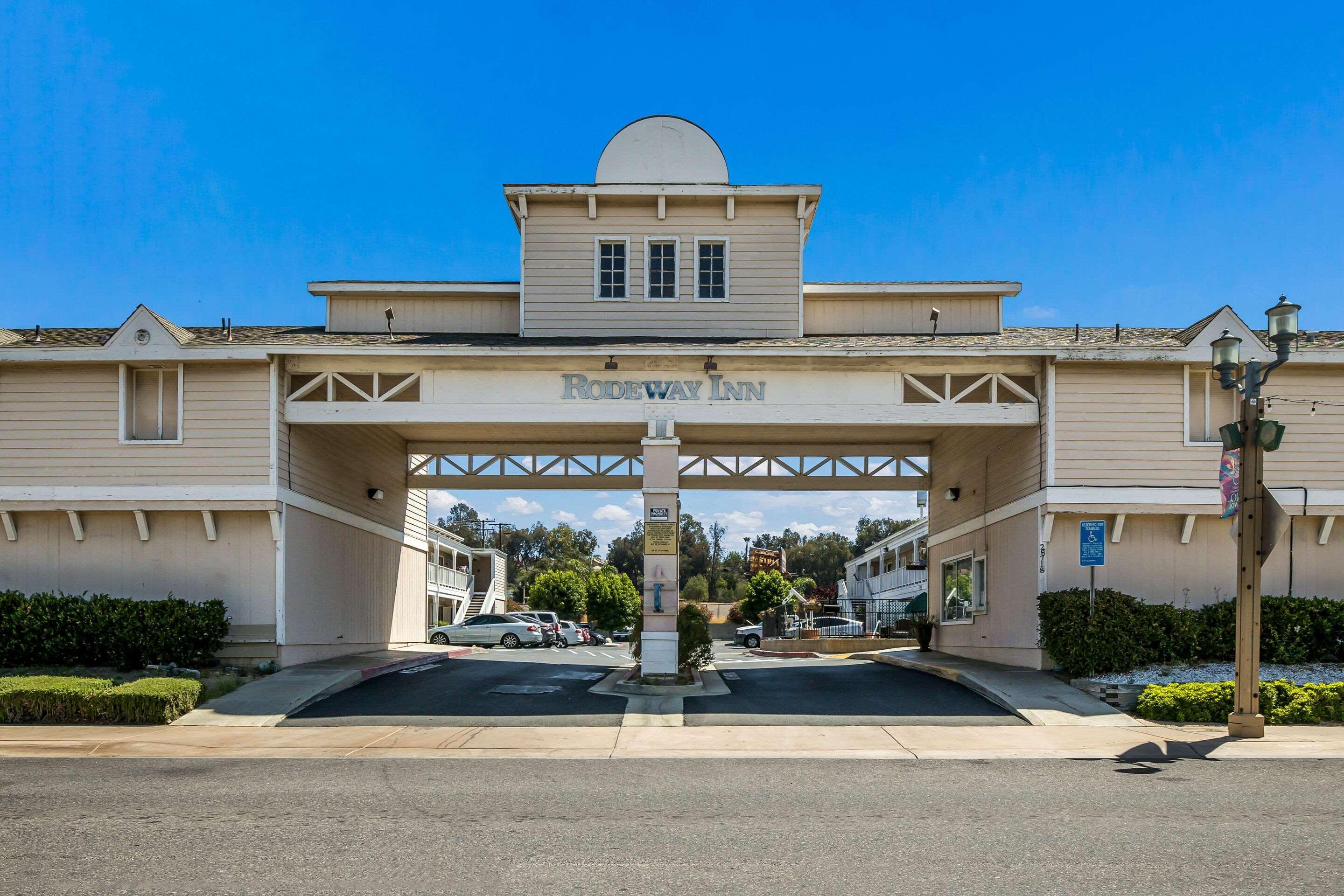 Rodeway Inn Old Town Temecula Exterior foto