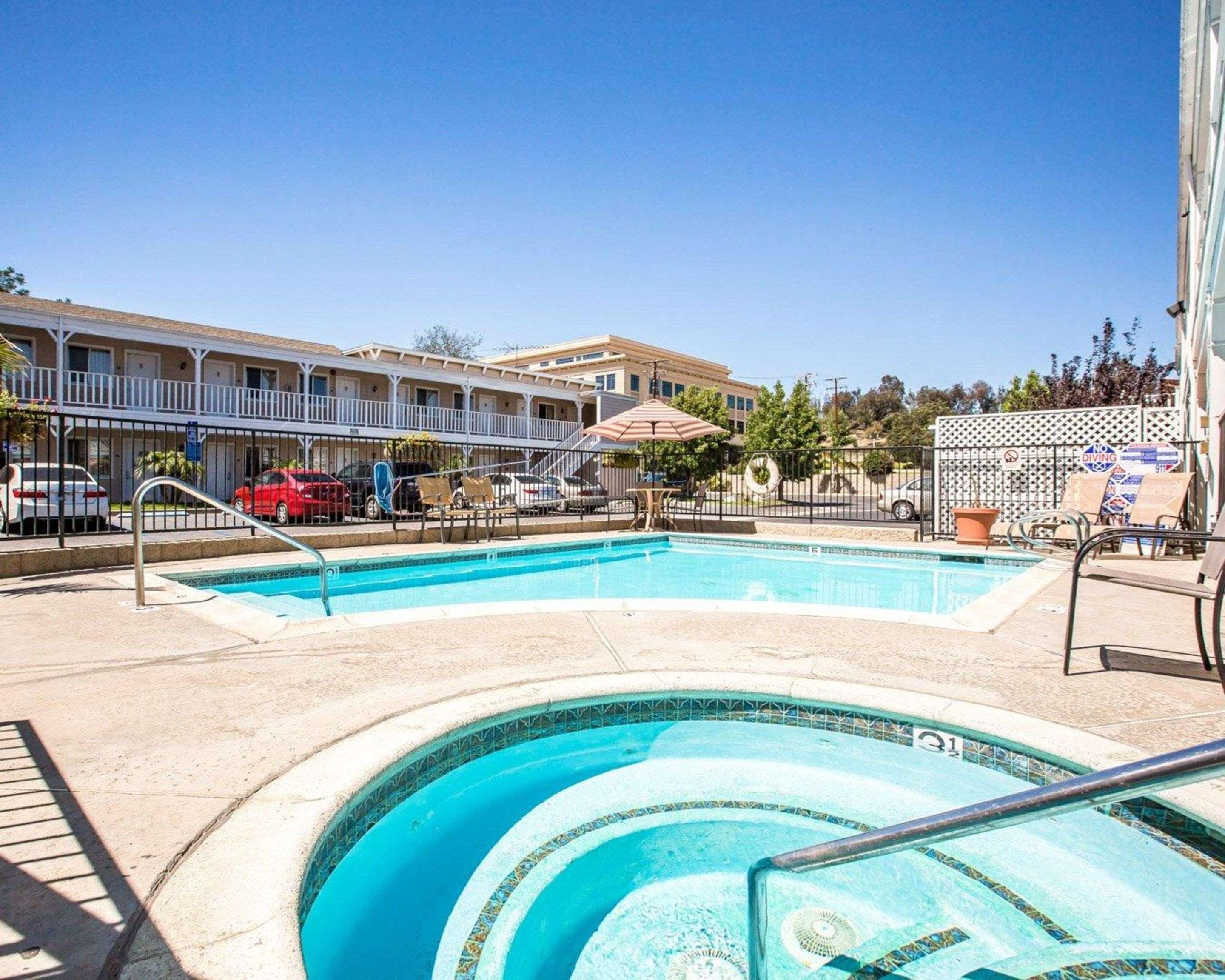Rodeway Inn Old Town Temecula Exterior foto